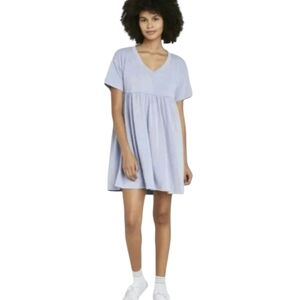 Wild Fable Short Sleeve Babydoll Sweatshirt Dress Relaxed Size Medium Sky Blue.